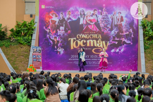 MCER NHÍ MÊ TÍT VỞ NHẠC KỊCH “CÔNG CHÚA TÓC MÂY”