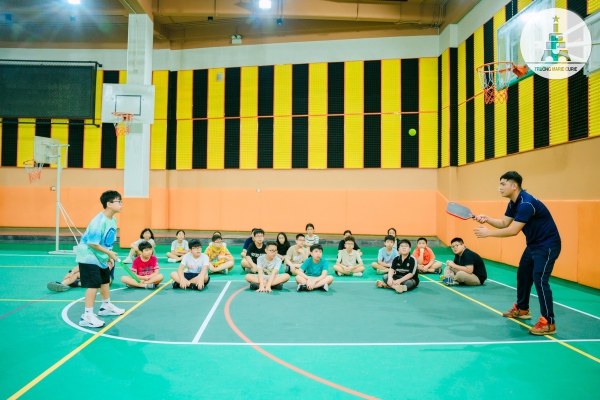 “CƯ DÂN” MC SAY MÊ TẬP LUYỆN PICKLEBALL