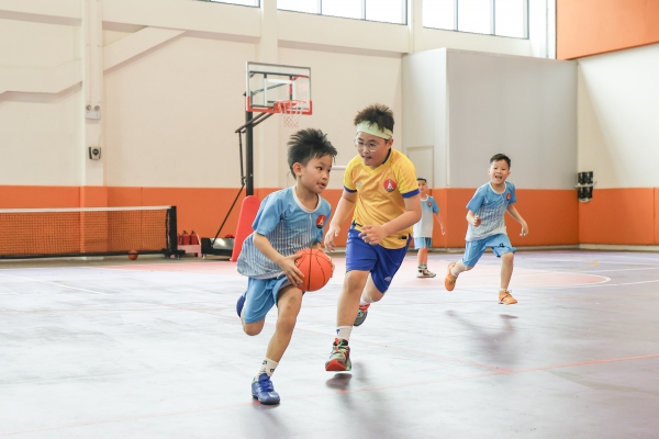 TH-VH | KỶ LỤC M&Ugrave;A GIẢI &ldquo;MARIE CURIE CUP&rdquo;: LỚP &ldquo;ẴM&rdquo; 2 C&Uacute;P V&Agrave;NG, 2 QUẢ B&Oacute;NG V&Agrave;NG