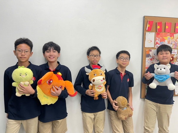 THCS-VH | TẶNG GẤU B&Ocirc;NG CHO TRẺ V&Ugrave;NG CAO